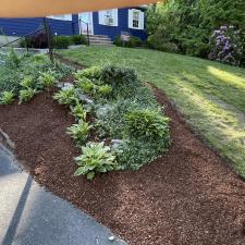 High-Quality-Mulch-Install-and-Bed-Maintenance-Performed-in-Windham-New-Hampshire 1